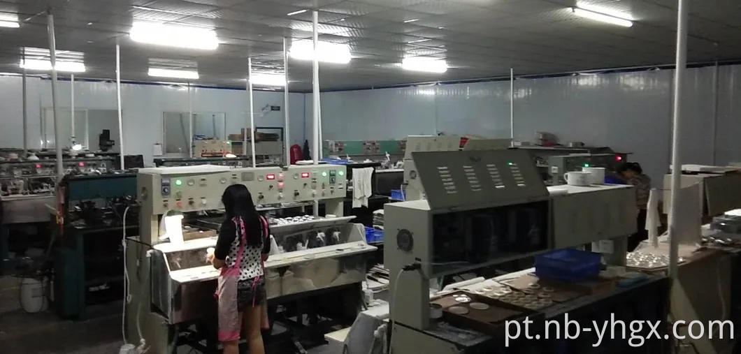 Lente domo de 8'' de diâmetro com revestimento anti-reflexo